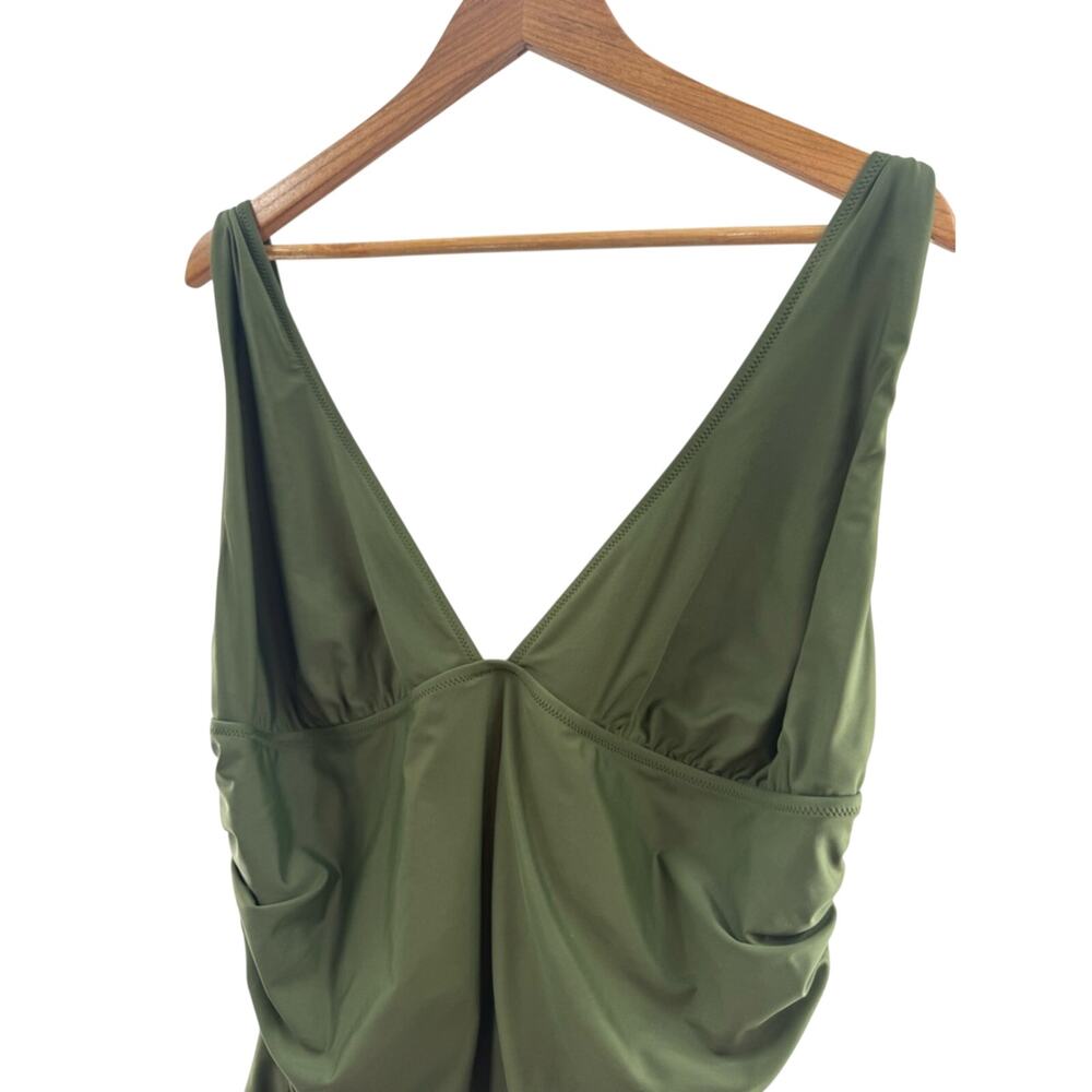 J. Crew Ruched Tummy V-Neck Swimsuit Cool Cypress Stretch Full Coverage Size 22 - Picture 6 of 14